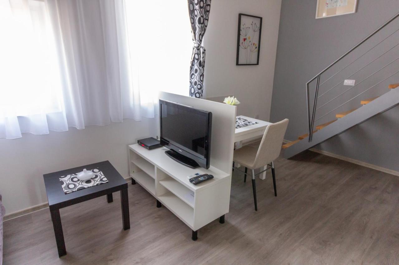 Downtown Apartments Πούλα Εξωτερικό φωτογραφία